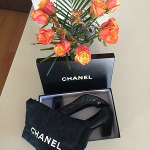 Chanel Black Lambskin Leather Ruffle CC Logo Patent Cap Toe Heels